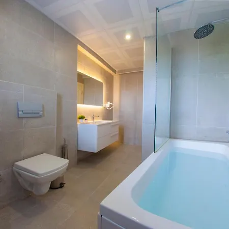Room Room Hotel Panzió