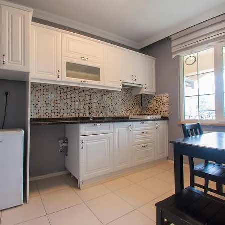 Room Room Hotel 3* Senaiye