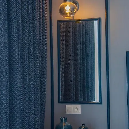 Room Room Hotel Bed & Breakfast