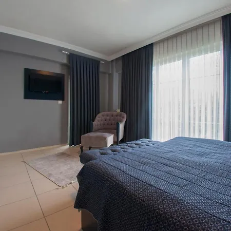 לינה וארוחת בוקר Room Room Hotel