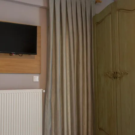 Room Room Hotel