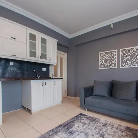 לינה וארוחת בוקר Room Room Hotel