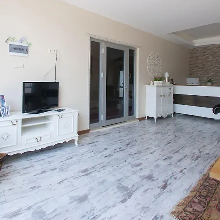 Room Room Hotel לינה וארוחת בוקר