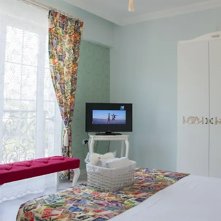 Room Room Hotel 3*