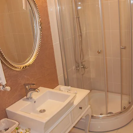Room Room Hotel 3* Senaiye