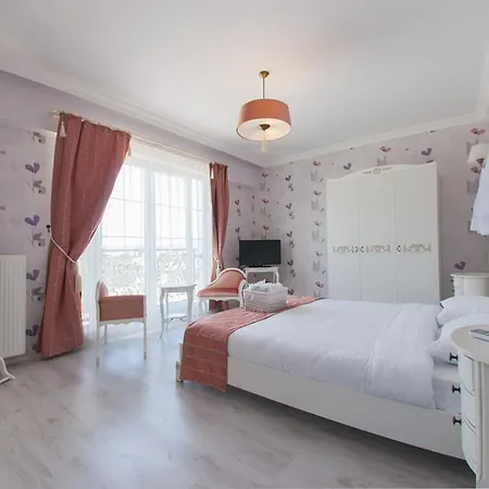 Room Room Hotel Dilekli