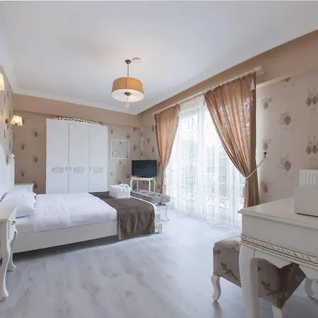 Room Room Hotel 3* Dilekli